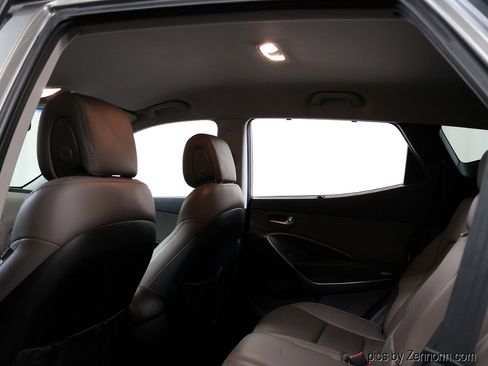 Used 2017 Hyundai Santa Fe Sport image 14