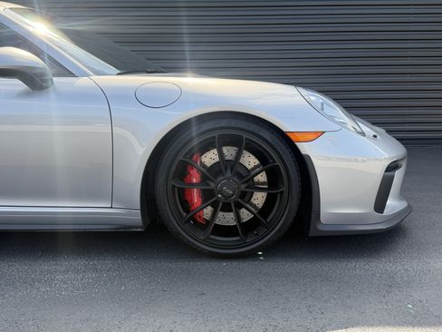 Certified 2019 Porsche 911 GT3 RWD image 12
