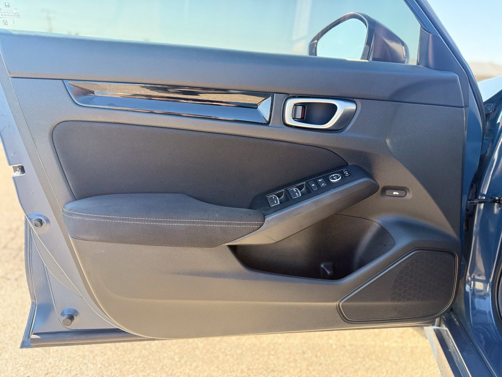 Used 2025 Honda Civic Sport image 7