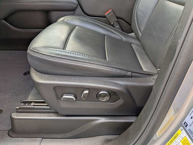 Used 2025 GMC Yukon XL Denali AWD/4WD image 21