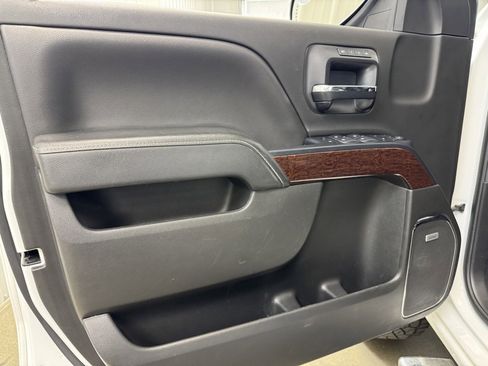 Used 2018 GMC Sierra 1500 SLT w/ SLT Premium Package image 9