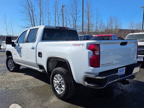 Used 2021 Chevrolet Silverado 2500 LT AWD/4WD image 17