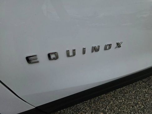 Certified 2024 Chevrolet Equinox LS FWD image 32