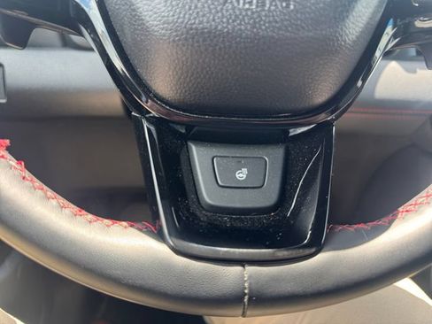 Used 2025 Honda Pilot Black Edition image 20