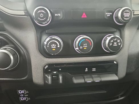 Used 2022 RAM 2500 Tradesman w/ Protection Group AWD/4WD image 12