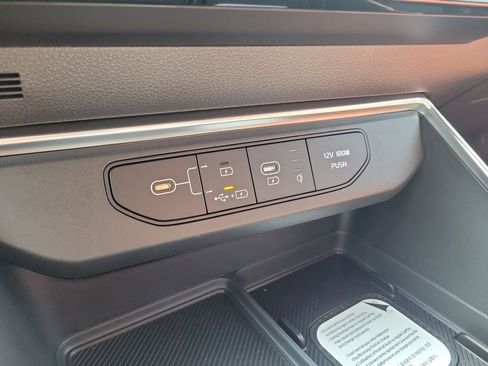 New 2026 Kia Carnival Hybrid FWD image 35