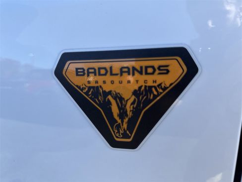 New 2025 Ford Bronco Badlands w/ Sasquatch Package image 12