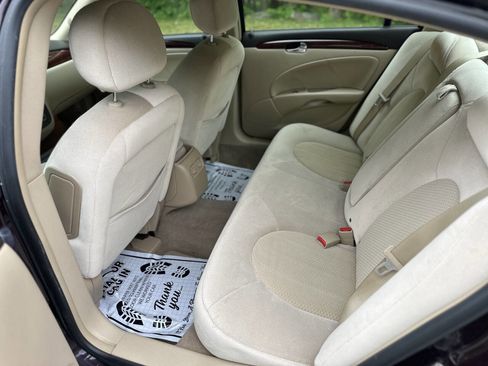 Used 2008 Buick Lucerne CX image 10