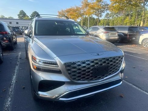Used 2025 Genesis GV80 2.5T Select AWD/4WD image 2