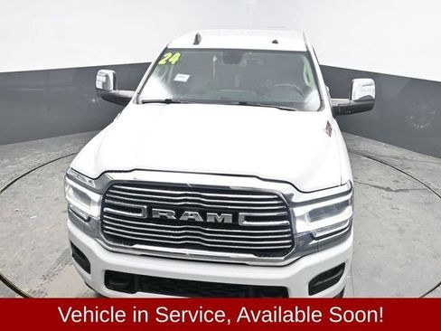 Used 2024 RAM 2500 Laramie image 30