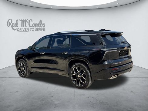 Used 2026 Chevrolet Traverse High Country AWD/4WD image 3