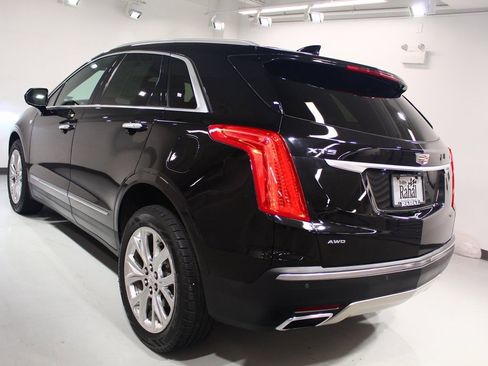 Used 2017 Cadillac XT5 Platinum image 14