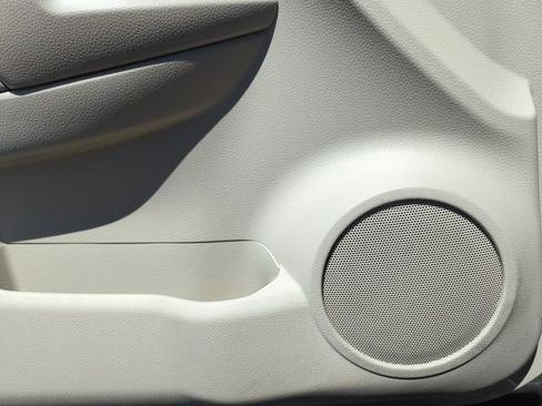 Certified 2020 Nissan Rogue Sport SV FWD image 34