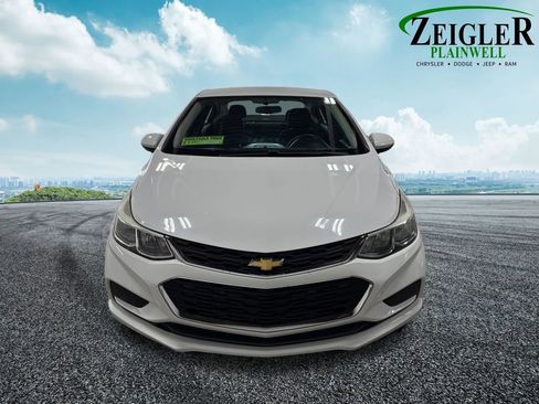 Used 2018 Chevrolet Cruze LS w/ LS Fleet Convenience Package image 16