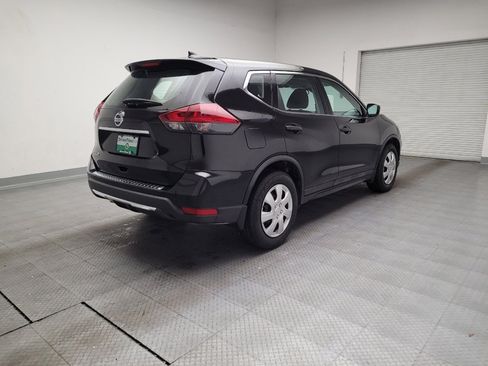 Used 2020 Nissan Rogue S image 9