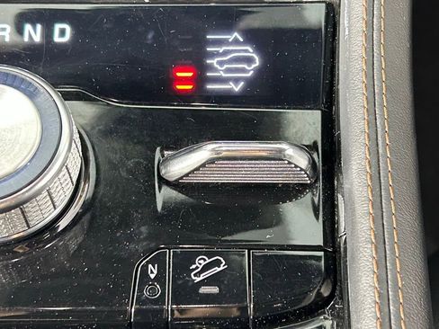 Used 2021 Jeep Grand Cherokee L Summit image 27