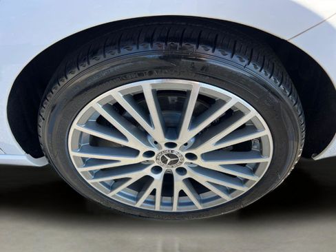 Used 2020 Mercedes-Benz CLA 250 image 33