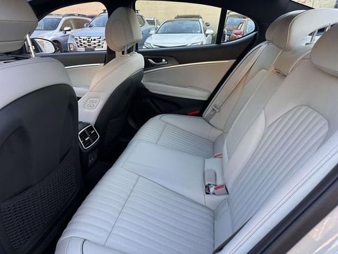 Used 2025 Genesis G70 3.3T Advanced image 19