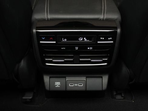 Used 2024 Acura MDX w/ Technology Package AWD/4WD image 18