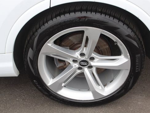 Used 2019 Audi Q7 3.0T Prestige w/ Prestige Package image 33
