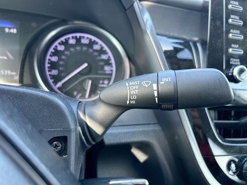 Used 2024 Toyota Camry SE FWD image 18