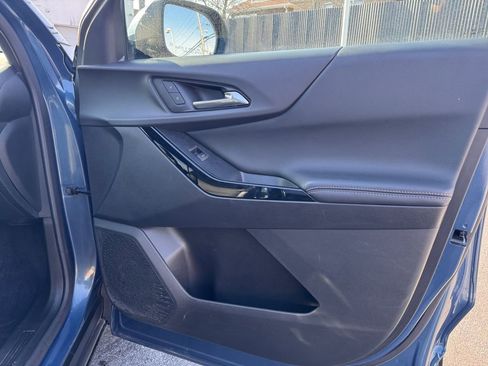 Used 2025 Chevrolet Equinox LT image 20