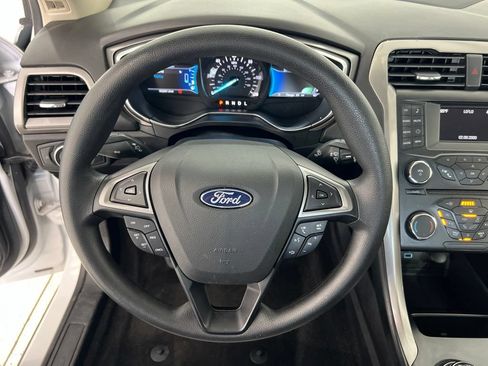 Used 2018 Ford Fusion S FWD image 10