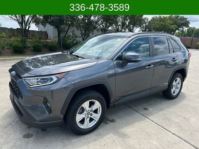 Used 2020 Toyota RAV4 XLE w/ Carpet Mat Package