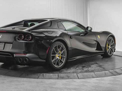 Used 2022 Ferrari 812 GTS image 62