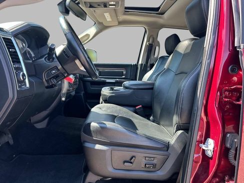 Used 2017 RAM 1500 Laramie AWD/4WD image 16