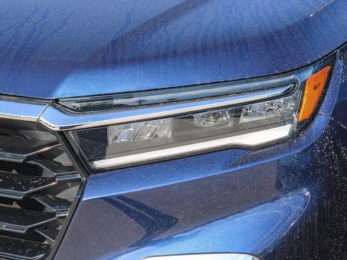 Used 2024 Honda Pilot Touring image 5