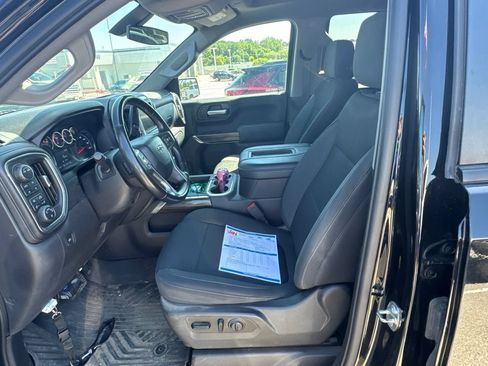 Used 2021 Chevrolet Silverado 1500 LT Trail Boss AWD/4WD image 3
