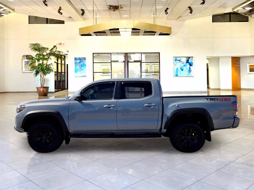 Used 2020 Toyota Tacoma TRD Off-Road w/ TRD Premium Off Road Package AWD/4WD image 8