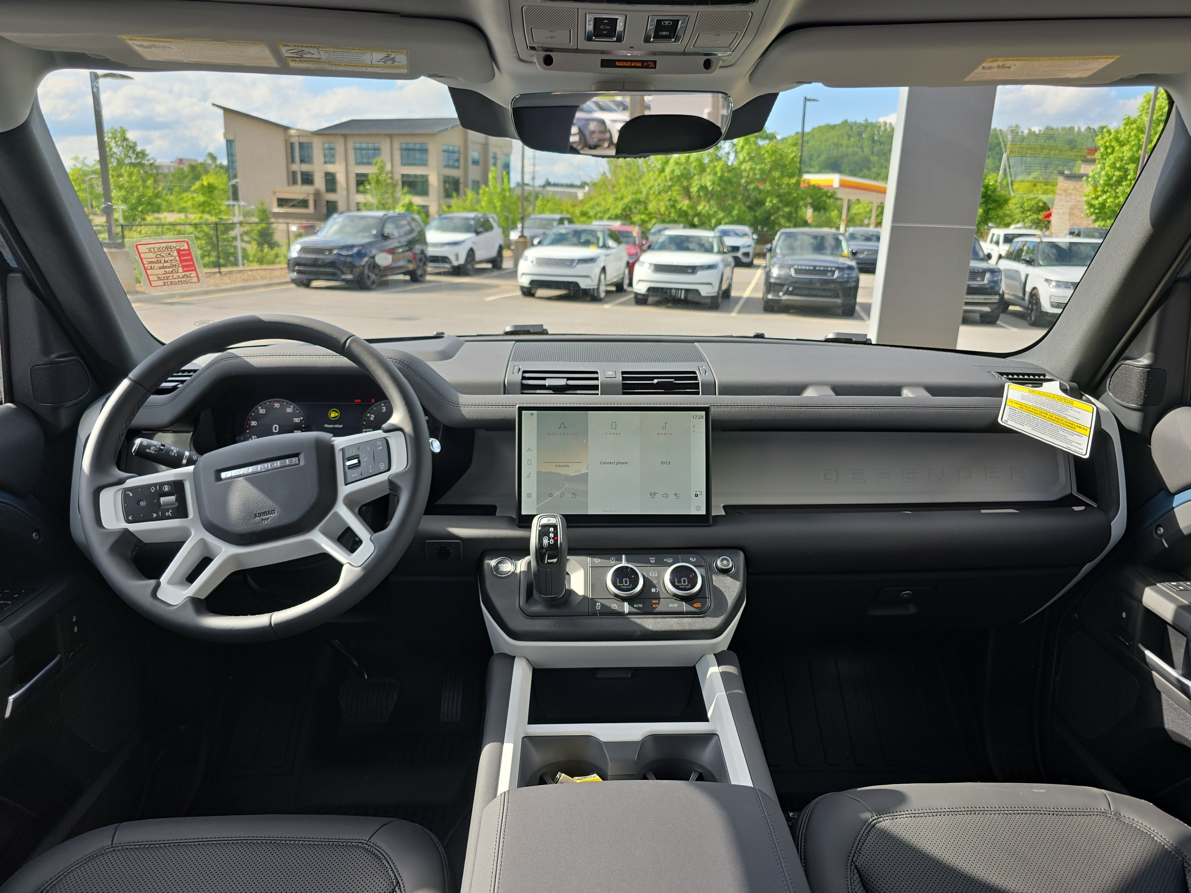 Used 2025 Land Rover Defender 110 S AWD/4WD image 18