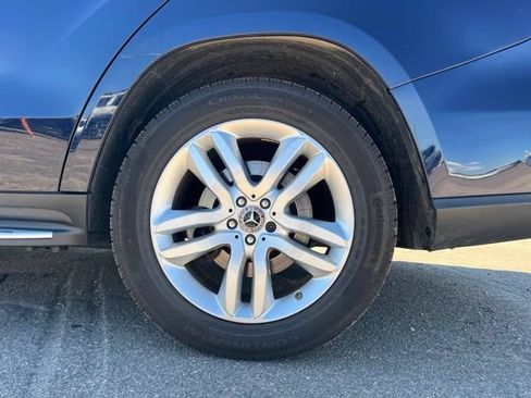 Used 2017 Mercedes-Benz GLS 450 4MATIC image 13