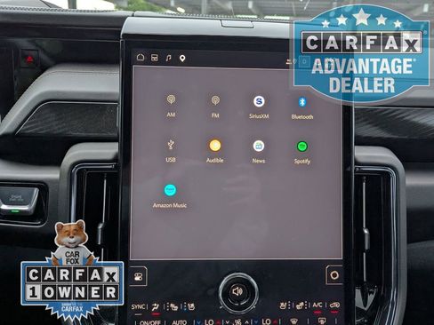 Used 2025 GMC Yukon AT4 w/ AT4 Premium Plus Package AWD/4WD image 7