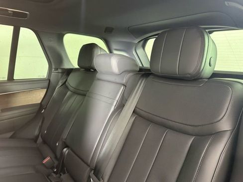 New 2025 Land Rover Range Rover SE image 24