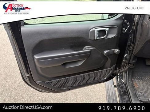Used 2020 Jeep Wrangler Unlimited Sport image 14