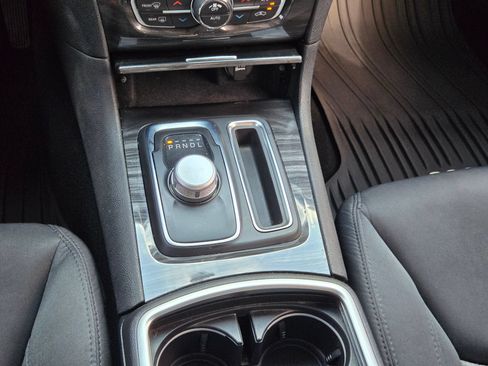 Used 2020 Chrysler 300 Touring w/ Sport Appearance Package RWD image 32