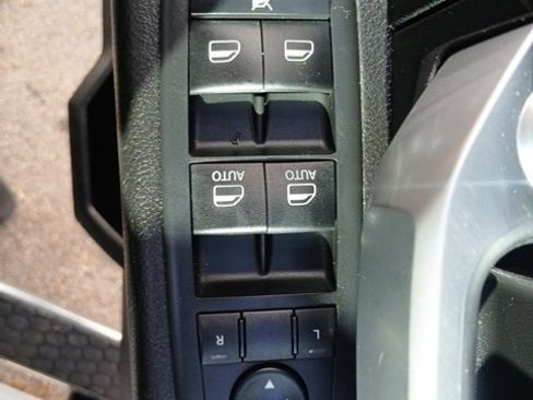 Used 2019 RAM 5500 Tradesman image 46