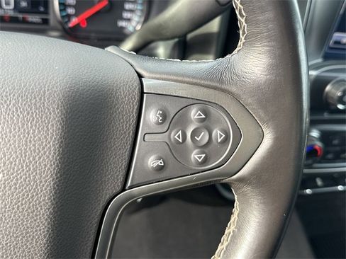 Used 2018 Chevrolet Silverado 1500 LT w/ All Star Edition image 19