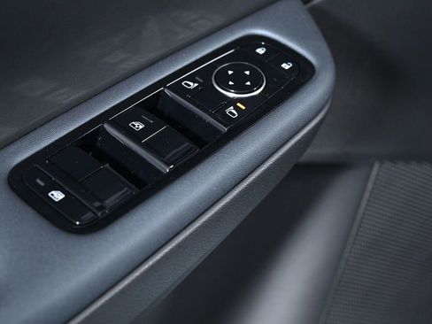 New 2026 Nissan Leaf Platinum+ w/ Cargo Package (Platinum+) image 26