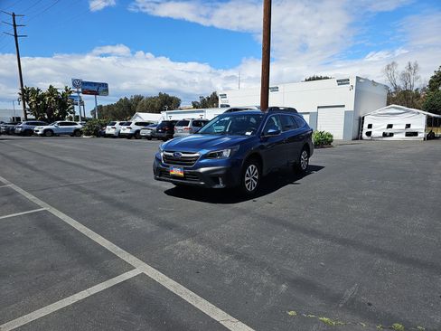 Used 2021 Subaru Outback Premium w/ Popular Package #1 image 3