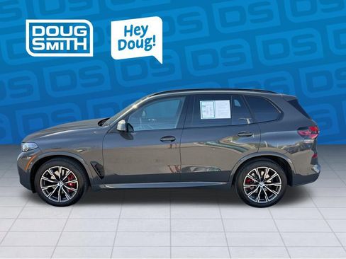 Used 2024 BMW X5 xDrive40i w/ Executive Package image 3