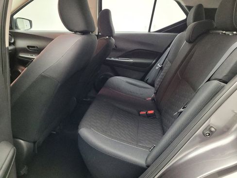 Used 2021 Nissan Kicks S FWD image 18