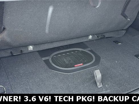 Used 2024 Jeep Wrangler Rubicon w/ Technology Group image 28