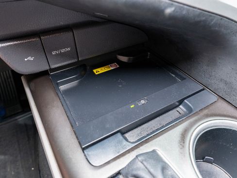 Used 2023 Toyota Camry XLE FWD image 21