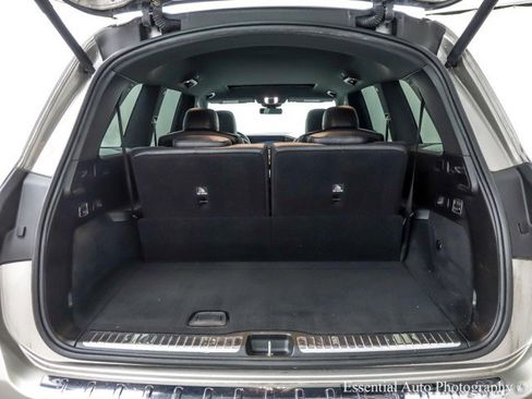 Used 2020 Mercedes-Benz GLS 450 4MATIC image 32