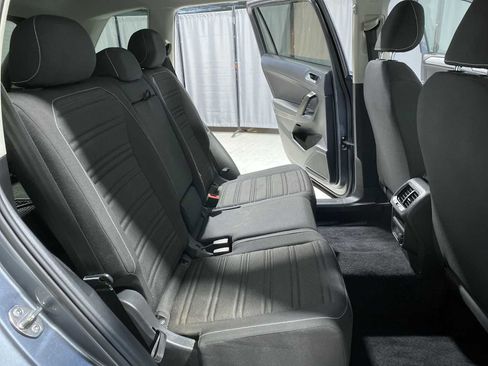 Used 2022 Volkswagen Tiguan S image 13