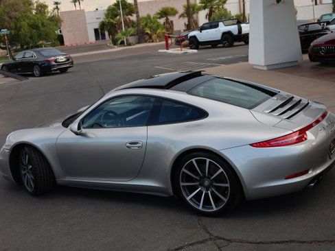 Used 2013 Porsche 911 Carrera 4 AWD/4WD image 16